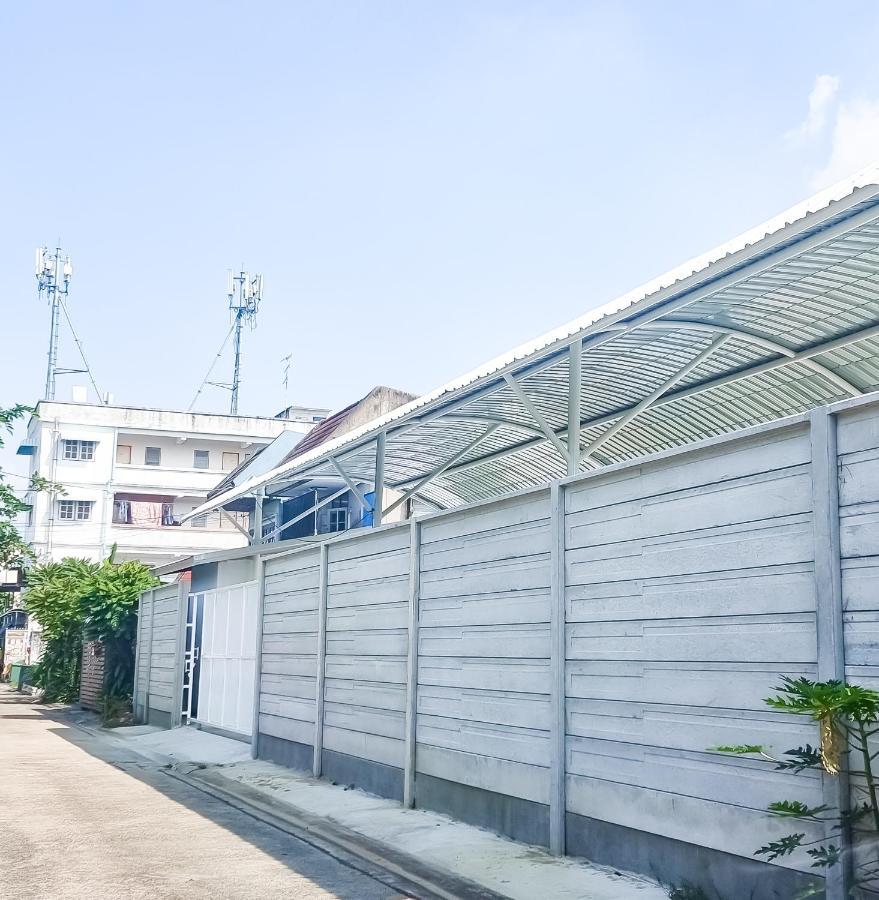 The Zai Apartment Ban Krathum Lom 외부 사진